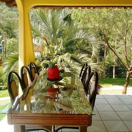 Casa Com Flores Pedra Azul  Luaran gambar