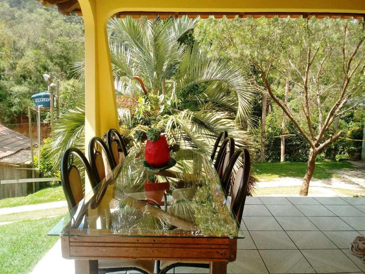 Casa Com Flores Pedra Azul  Luaran gambar