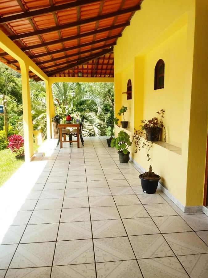 Casa Com Flores Pedra Azul  Luaran gambar